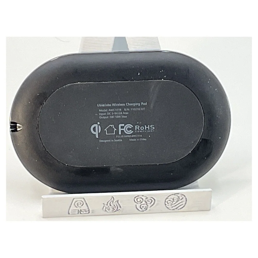 Ubio Labs Qi Wireless Charging‎ Pad Black AWC1018 with Stand